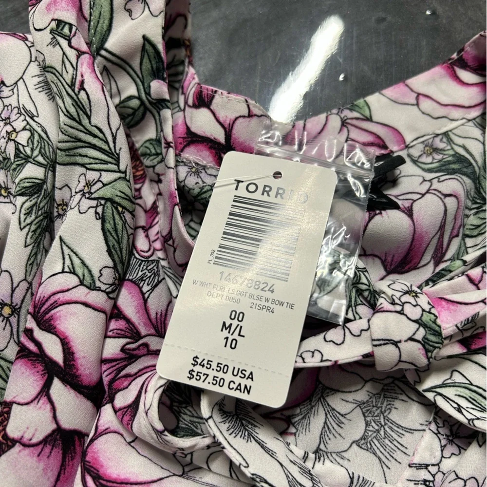 torrid white pink
